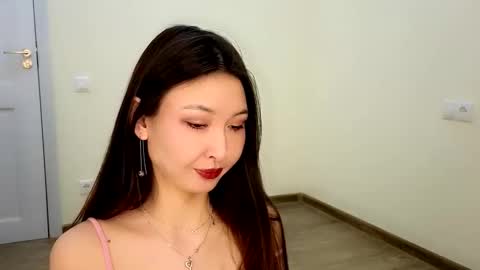 Snapshot of honey_yani chatting on 27, 11, 2025 yani online show from 27, 11, 2025