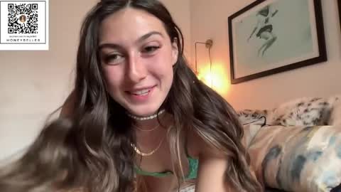 Snapshot of honeybelle8 chatting on 30, 3, 2026 belle brunette online show from 30, 3, 2026