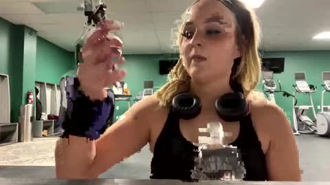 HoneyDrippinBunny online show from 24, 2, 2025