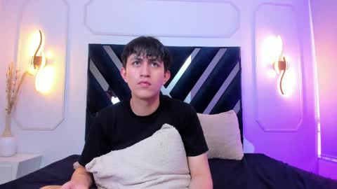 hoot_booys_ online show from 30, 3, 2026