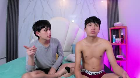 hoot_booys_ online show from 7, 4, 2026