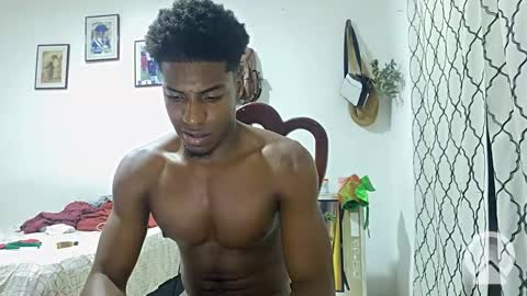 Snapshot of horneyguy2399 chatting on 28, 12, 2024 sugarbaby online show from 28, 12, 2024