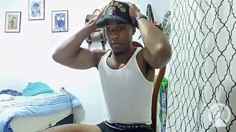 Snapshot of horneyguy2399 chatting on 31, 12, 2024 sugarbaby online show from 31, 12, 2024