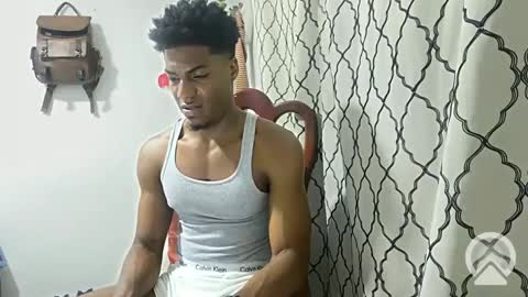 Snapshot of horneyguy2399 chatting on 16, 1, 2025 sugarbaby online show from 16, 1, 2025