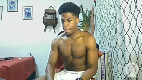 Snapshot of horneyguy2399 chatting on 26, 1, 2025 sugarbaby online show from 26, 1, 2025