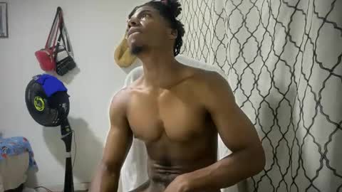 Snapshot of horneyguy2399 chatting on 27, 9, 2025 sugarbaby online show from 27, 9, 2025