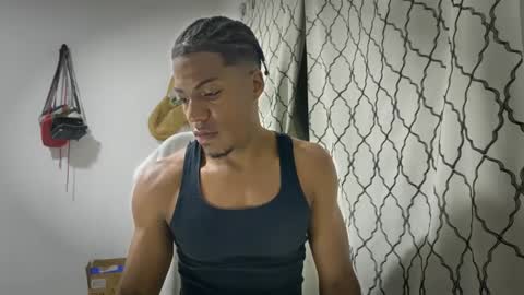 Snapshot of horneyguy2399 chatting on 13, 10, 2025 sugarbaby online show from 13, 10, 2025