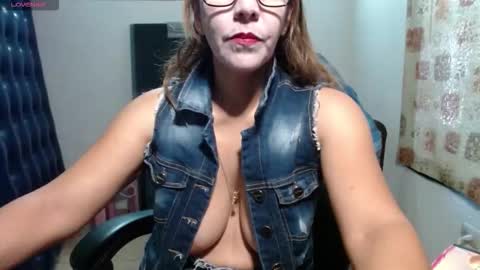 Snapshot of horny_and_daring chatting on 6, 2, 2026 horny and daring online show from 6, 2, 2026