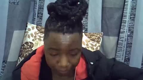 Leila online show from 5, 4, 2026