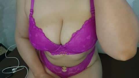 Snapshot of horny_emily1 chatting on 5, 10, 2025 call me emily online show from 5, 10, 2025