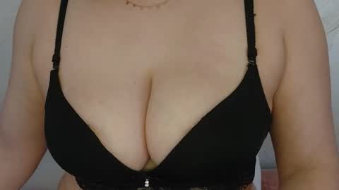 Snapshot of horny_emily1 chatting on 11, 10, 2025 call me emily online show from 11, 10, 2025