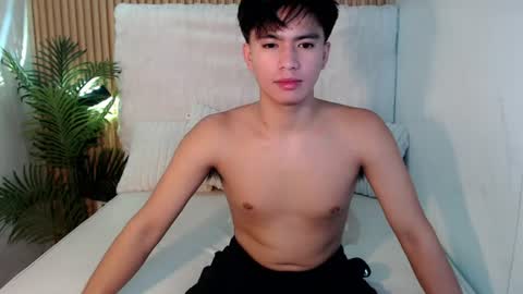 Snapshot of horny_jamesxx chatting on 9, 7, 2026 cum boy james online show from 9, 7, 2026