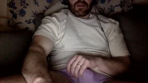 Snapshot of horny_thick_cock chatting on 5, 3, 2025 horny_thick_cock online show from 5, 3, 2025