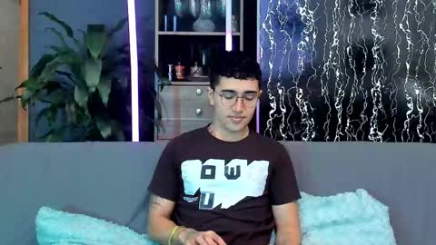 Alex and Camilo online show from 8, 6, 2026