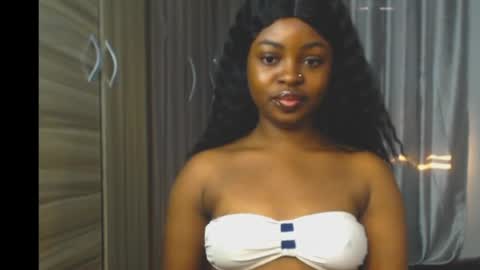 sandy online show from 26, 3, 2026