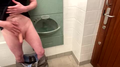 Snapshot of hornybicouple378 chatting on 5, 4, 2026 hornybicouple378 online show from 5, 4, 2026