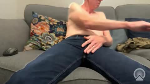 Snapshot of hornygeekm chatting on 10, 9, 2025 Horny Geek online show from 10, 9, 2025