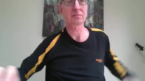 Snapshot of hornygeekm chatting on 9, 3, 2026 Horny Geek online show from 9, 3, 2026