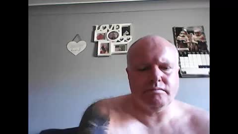 hornyguy19781978 online show from 29, 4, 2026