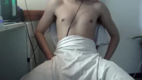 Snapshot of hornylilfuckbuddy chatting on 10, 10, 2025 Flea online show from 10, 10, 2025