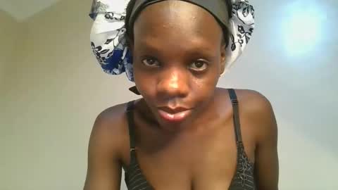 Snapshot of hornylittleprinces chatting on 5, 10, 2025 Princes online show from 5, 10, 2025