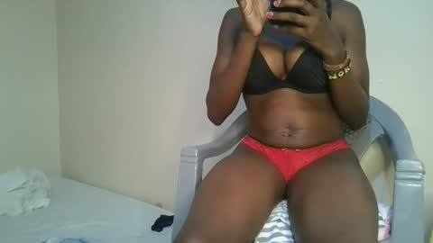 Snapshot of hornylittleprinces chatting on 6, 10, 2025 Princes online show from 6, 10, 2025
