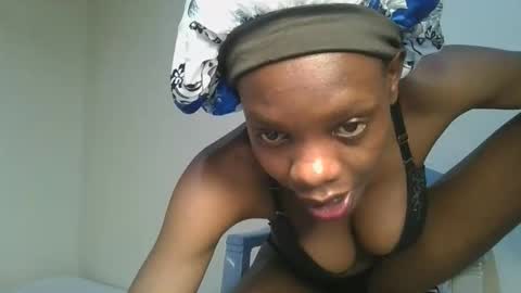 Snapshot of hornylittleprinces chatting on 8, 10, 2025 Princes online show from 8, 10, 2025