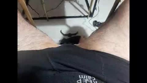 Snapshot of hornyman0605 chatting on 23, 12, 2025 hornyman0605 online show from 23, 12, 2025