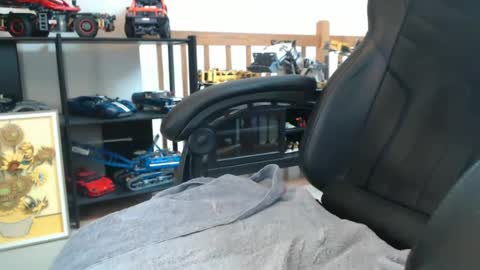 Snapshot of hornynthick70 chatting on 8, 3, 2025 hornynthick70 online show from 8, 3, 2025