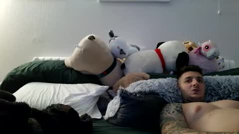 Snapshot of hornysexyhard chatting on 6, 10, 2025 Elena Blake online show from 6, 10, 2025