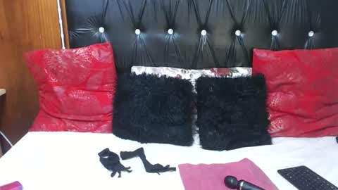 hornysnowie23x online show from 20, 10, 2025