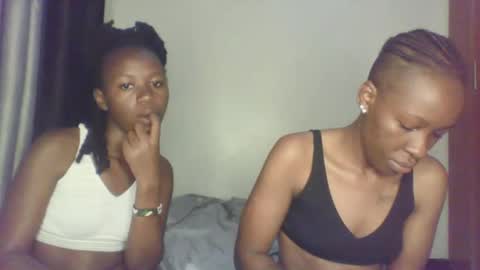 Snapshot of hornysouls01 chatting on 13, 9, 2025 hornysouls01 online show from 13, 9, 2025
