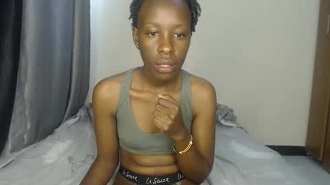 Snapshot of hornysouls01 chatting on 12, 10, 2025 hornysouls01 online show from 12, 10, 2025