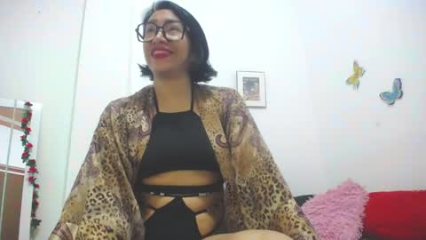 Snapshot of hornywife_ chatting on 4, 5, 2026 Agatha online show from 4, 5, 2026