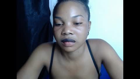 Snapshot of hornyxbum chatting on 10, 1, 2025 hornyxbum online show from 10, 1, 2025