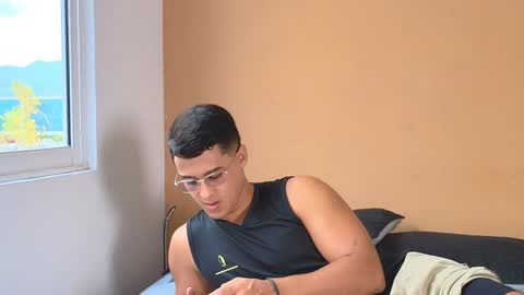 Snapshot of hot69temptation chatting on 19, 12, 2024 Marcus Tatti online show from 19, 12, 2024