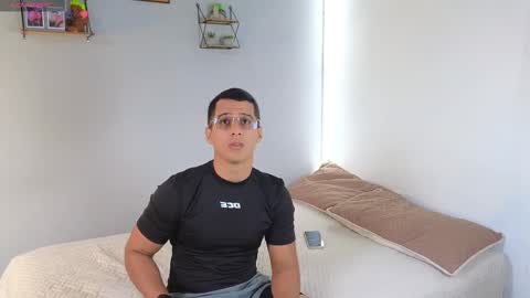 Snapshot of hot69temptation chatting on 26, 2, 2025 Marcus Tatti online show from 26, 2, 2025