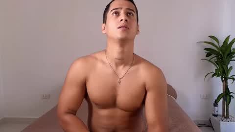 Snapshot of hot69temptation chatting on 3, 12, 2025 Marcus Tatti online show from 3, 12, 2025