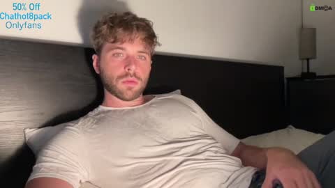 Snapshot of hot8pack01 chatting on 10, 9, 2025 Edward aka Wolf online show from 10, 9, 2025