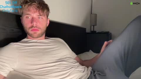 Snapshot of hot8pack01 chatting on 15, 9, 2025 Edward aka Wolf online show from 15, 9, 2025