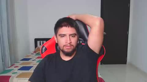 Snapshot of hot__husbands chatting on 19, 2, 2025 hot__husbands online show from 19, 2, 2025