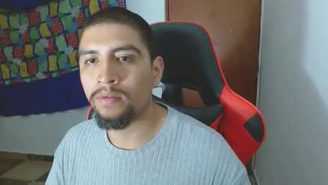 Snapshot of hot__husbands chatting on 7, 11, 2025 hot__husbands online show from 7, 11, 2025