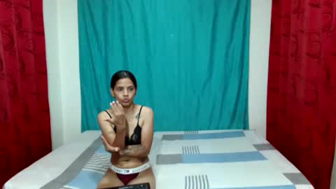 Snapshot of hot_andhornygirls16 chatting on 2, 12, 2024 natalia y sara online show from 2, 12, 2024