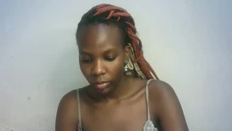 Snapshot of hot_berry2003 chatting on 24, 1, 2025 Millie online show from 24, 1, 2025