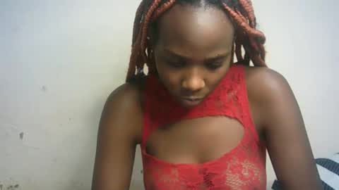 Snapshot of hot_berry2003 chatting on 31, 1, 2025 Millie online show from 31, 1, 2025