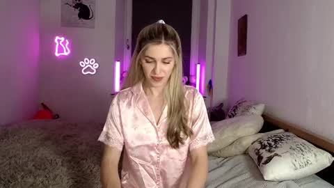 Snapshot of hot_berry69 chatting on 3, 3, 2026 Dashka online show from 3, 3, 2026