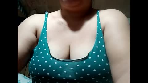 Snapshot of hot_boobs21 chatting on 14, 1, 2025 hot_boobs21 online show from 14, 1, 2025