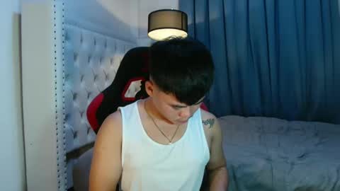 Snapshot of hot_emmanuel chatting on 19, 1, 2026 hot_emmanuel online show from 19, 1, 2026