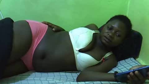 Snapshot of hot_girlly chatting on 14, 9, 2025 hot_girlly online show from 14, 9, 2025