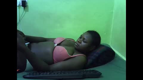 Snapshot of hot_girlly chatting on 20, 9, 2025 hot_girlly online show from 20, 9, 2025
